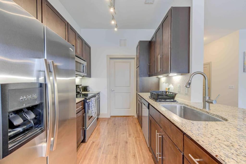 Cozy Apt Nrg Pool,Wi-Fi, Free Parking, Petsok! Houston Extérieur photo