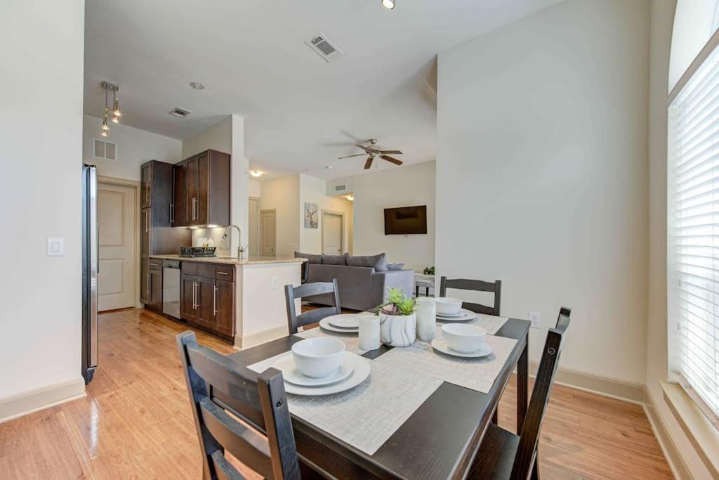 Cozy Apt Nrg Pool,Wi-Fi, Free Parking, Petsok! Houston Extérieur photo
