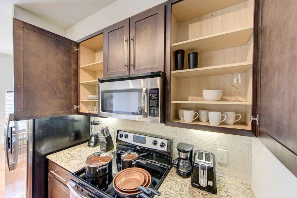 Cozy Apt Nrg Pool,Wi-Fi, Free Parking, Petsok! Houston Extérieur photo