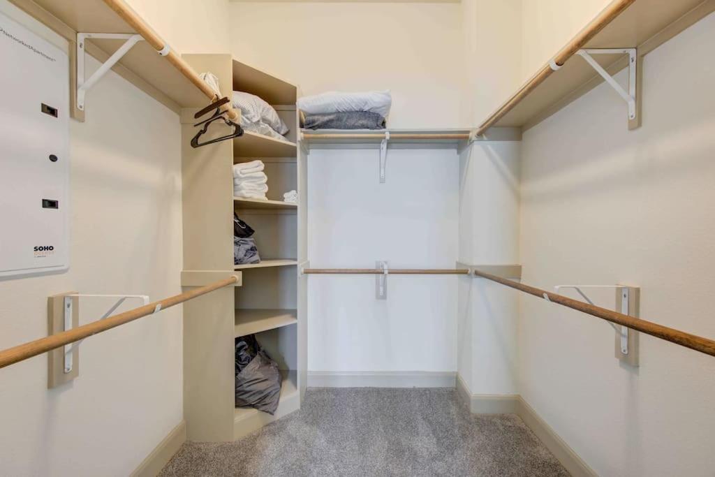 Cozy Apt Nrg Pool,Wi-Fi, Free Parking, Petsok! Houston Extérieur photo
